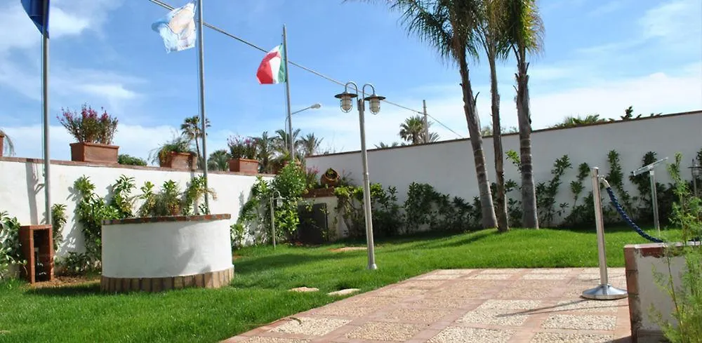 Villa Blanche Dimora Di Charme 马尔萨拉 3*,