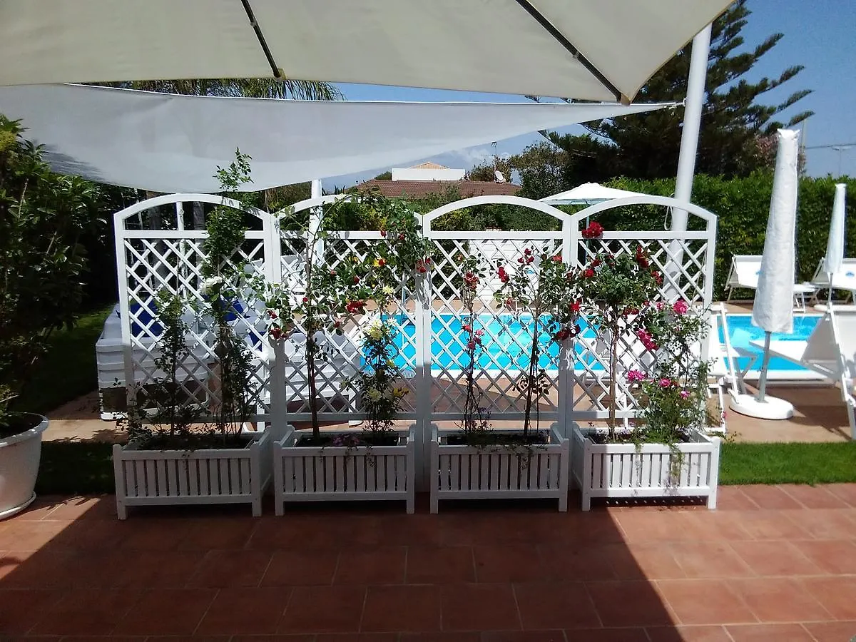 Villa Blanche Dimora Di Charme Marsala 3*,